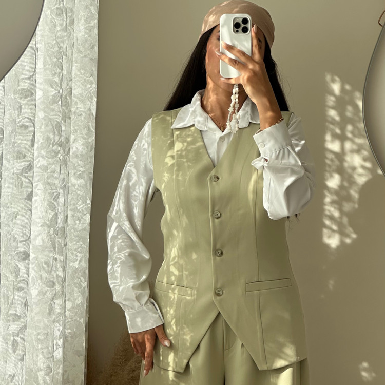 ژیله و شلوار سبز